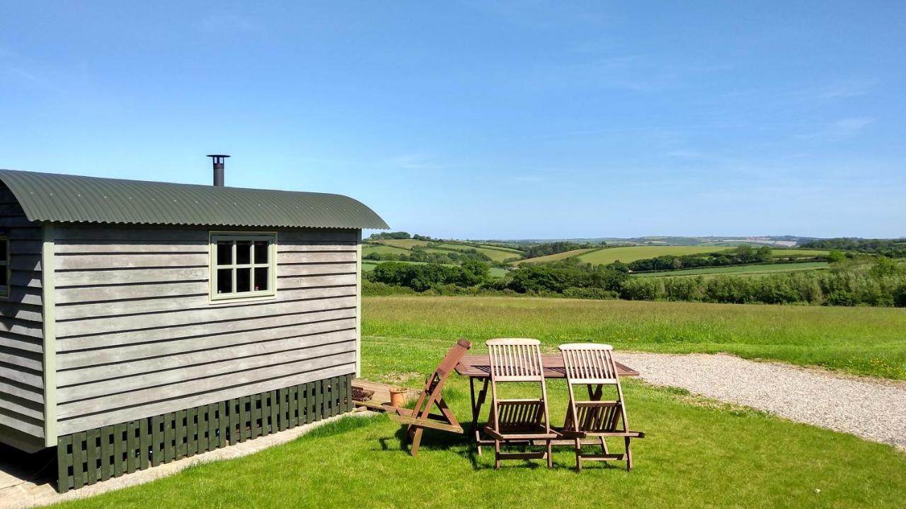 Shepherd'S Lodge - Shepherd'S Hut With Devon Views For Up To Two People And One Smaller Dog Wrangaton Екстер'єр фото